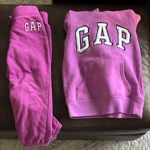 GAP Kids Fuchsia Sweatpants & hoodie